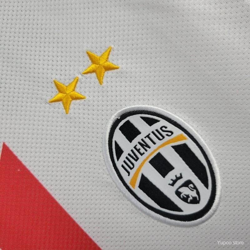 Juventus Away 2010/11